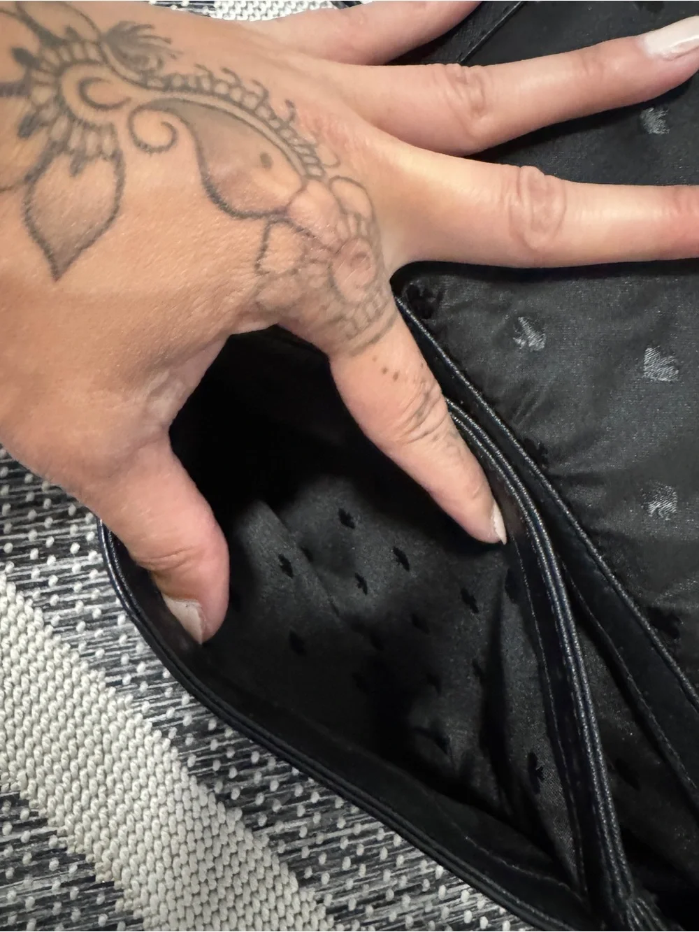 Kate Spade New York Pink & Black Crossbody Bag